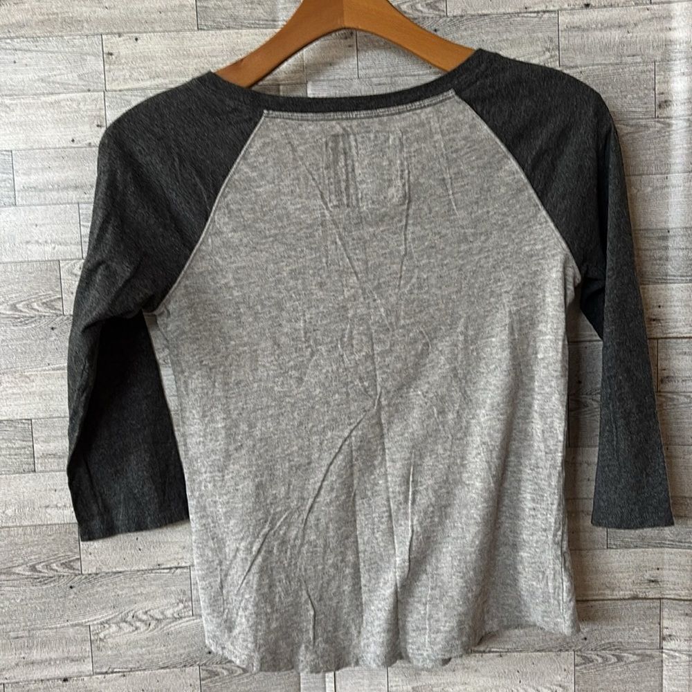 Abercrombie & Fitch vintage gray Baseball jersey shirt A&F‎ women’s size medium - Picture 3 of 6